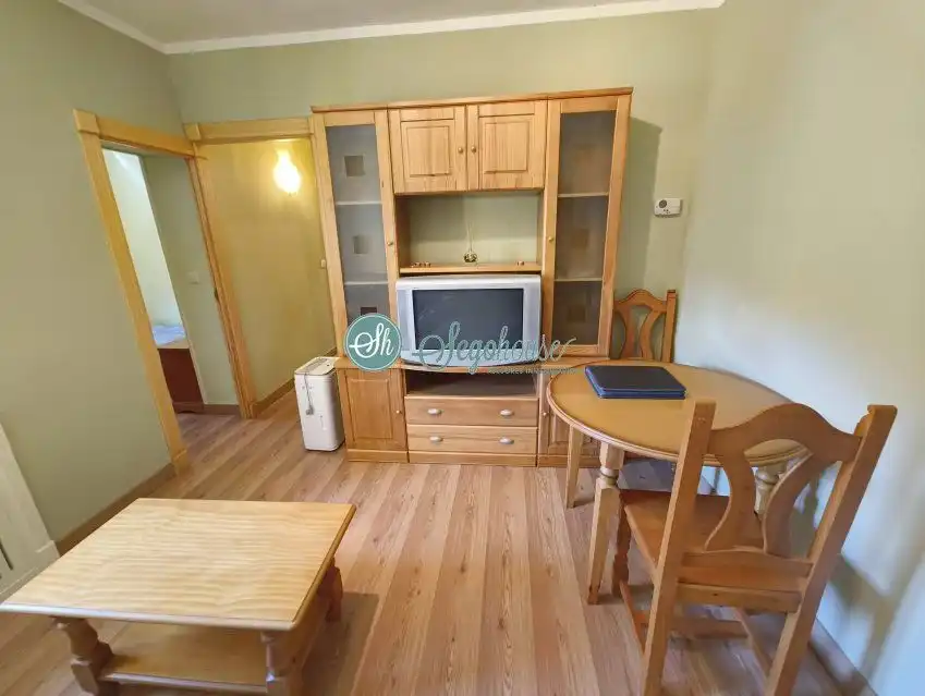 Living room of Flat for sale in Segovia  with Heating, Terrace and Furnished