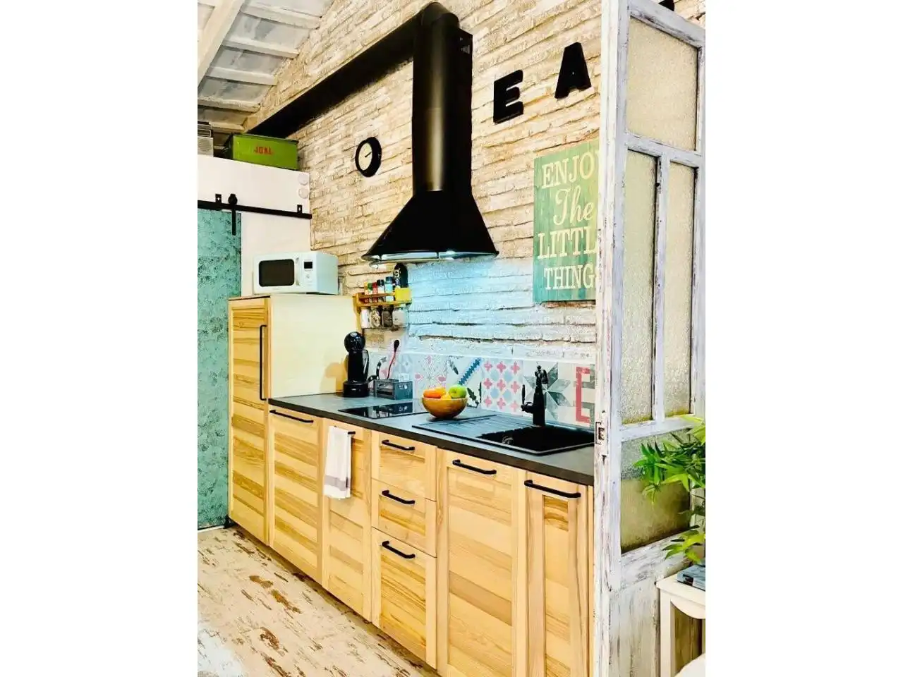 Study for rent in Calle Escalante, El Cabanyal - El Canyamelar