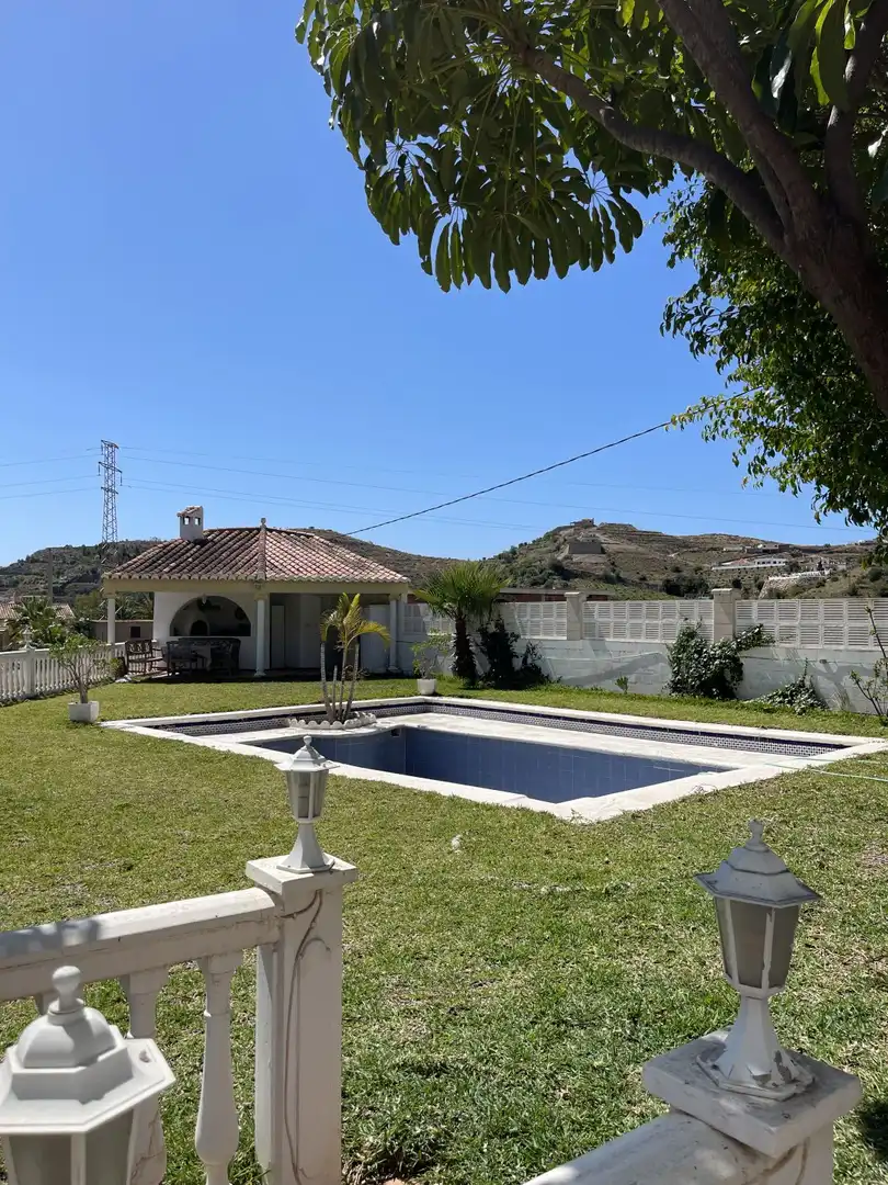 Casa amb piscina en venda a Molvízar, imagen 2