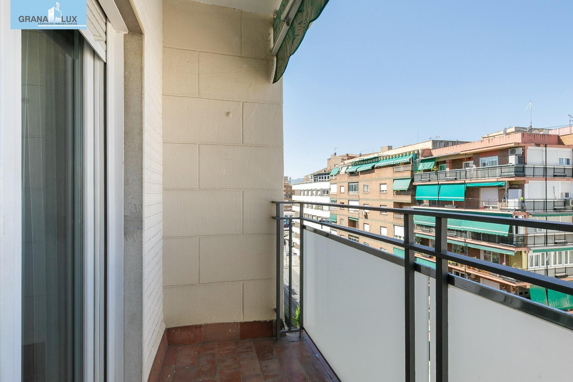 Terrassa de Pis en venda en  Granada Capital amb Calefacció, Terrassa i Balcó