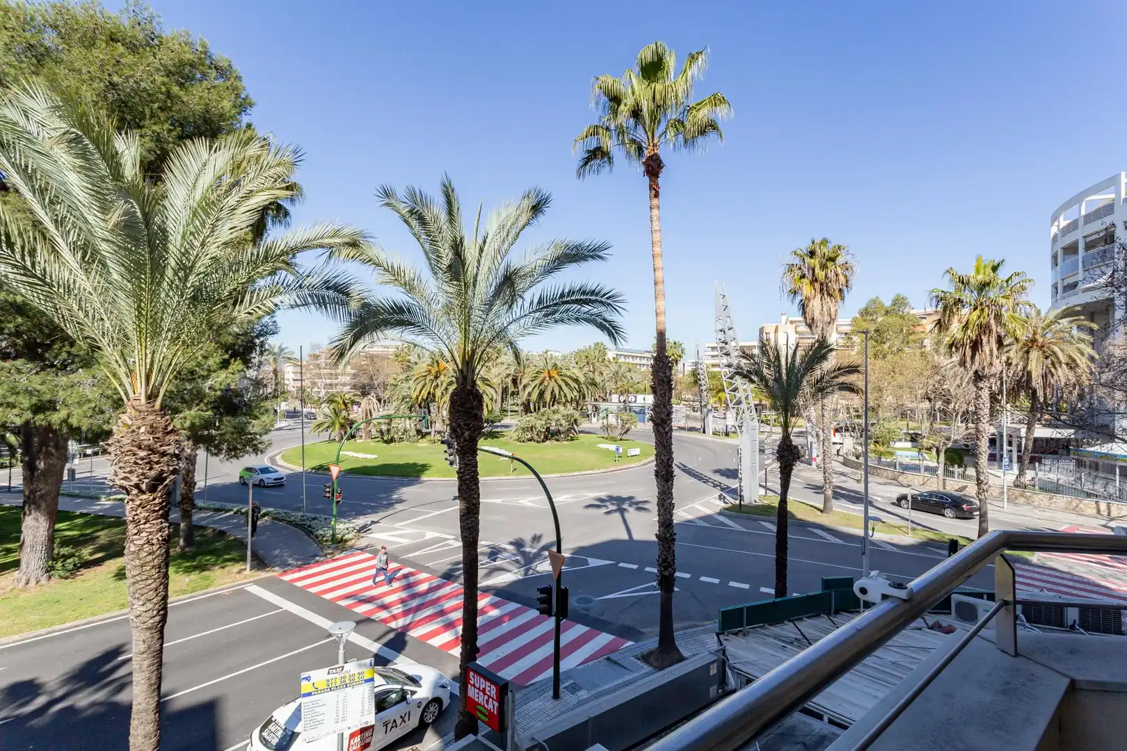Exterior view of Flat for sale in Salou  with Air Conditioner, Private garden and Terrace
