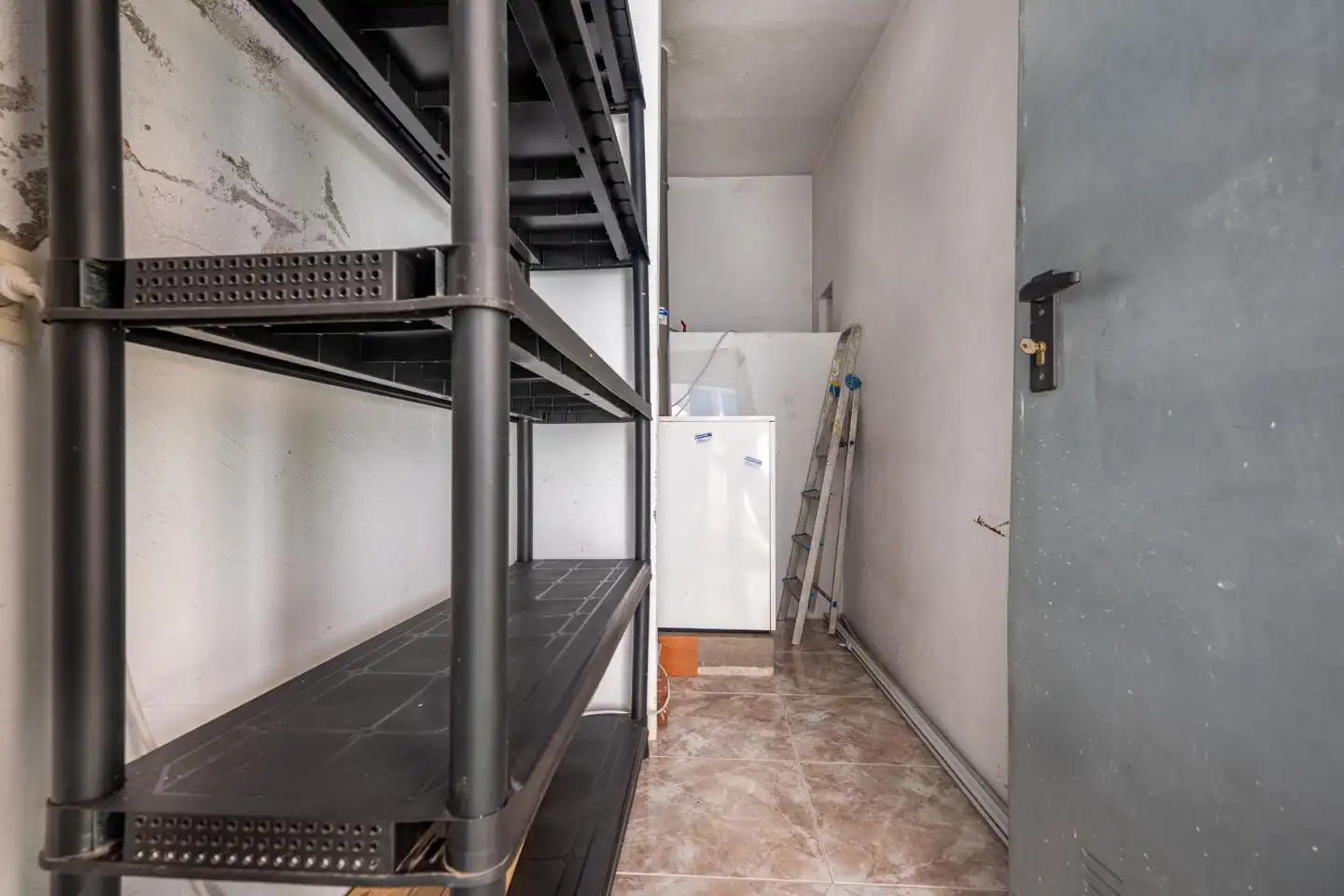 Erdgeschoss zum Verkauf in Ávila mit Heizung, Privatgarten und Terrasse