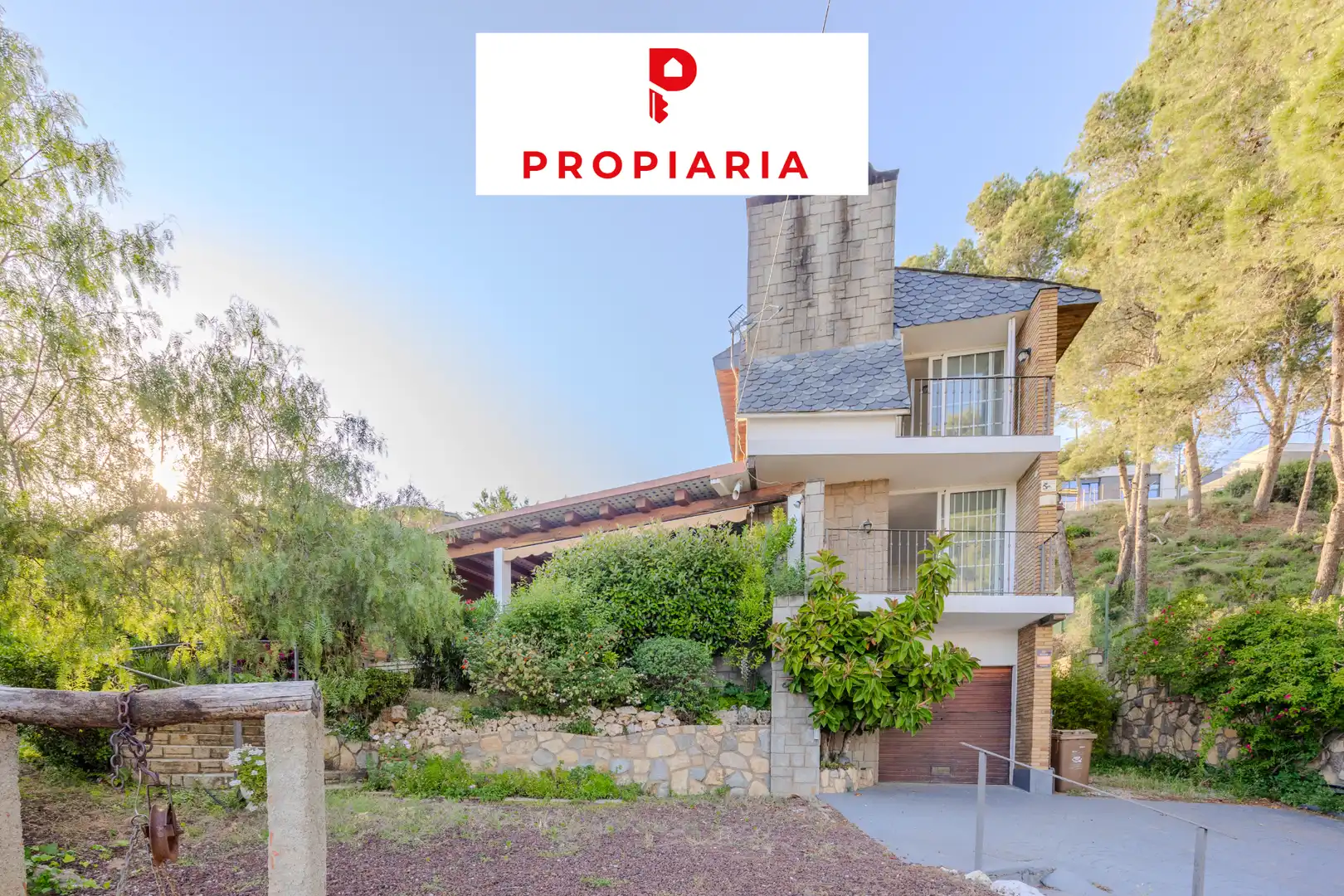 Exterior view of Houses for sale in Pallejà  with Air Conditioner, Heating and Private garden