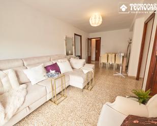 Living room of Flat for sale in  Granada Capital