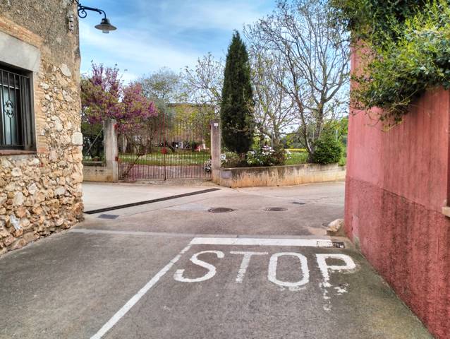 Terreno residencial en Venta en Carrer del Mestre Josep Llandrich, 2 en Vilanant