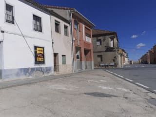 Exterior view of Country house for sale in Santa María la Real de Nieva