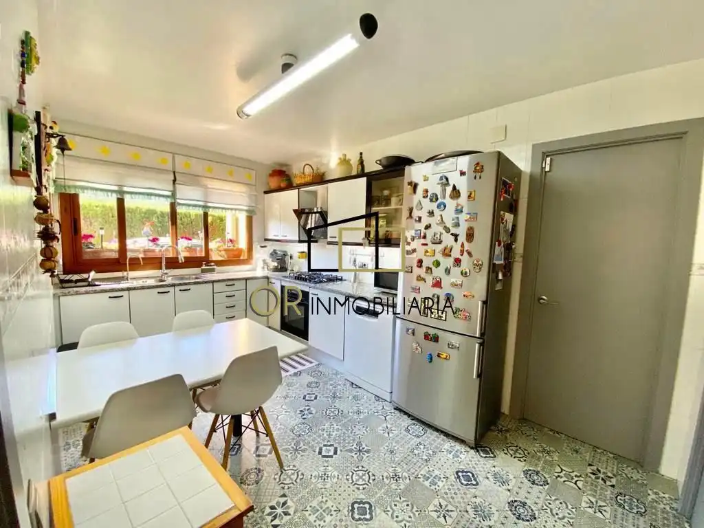 Casa con terraza en venta en Pacs del Penedès, imagen 5