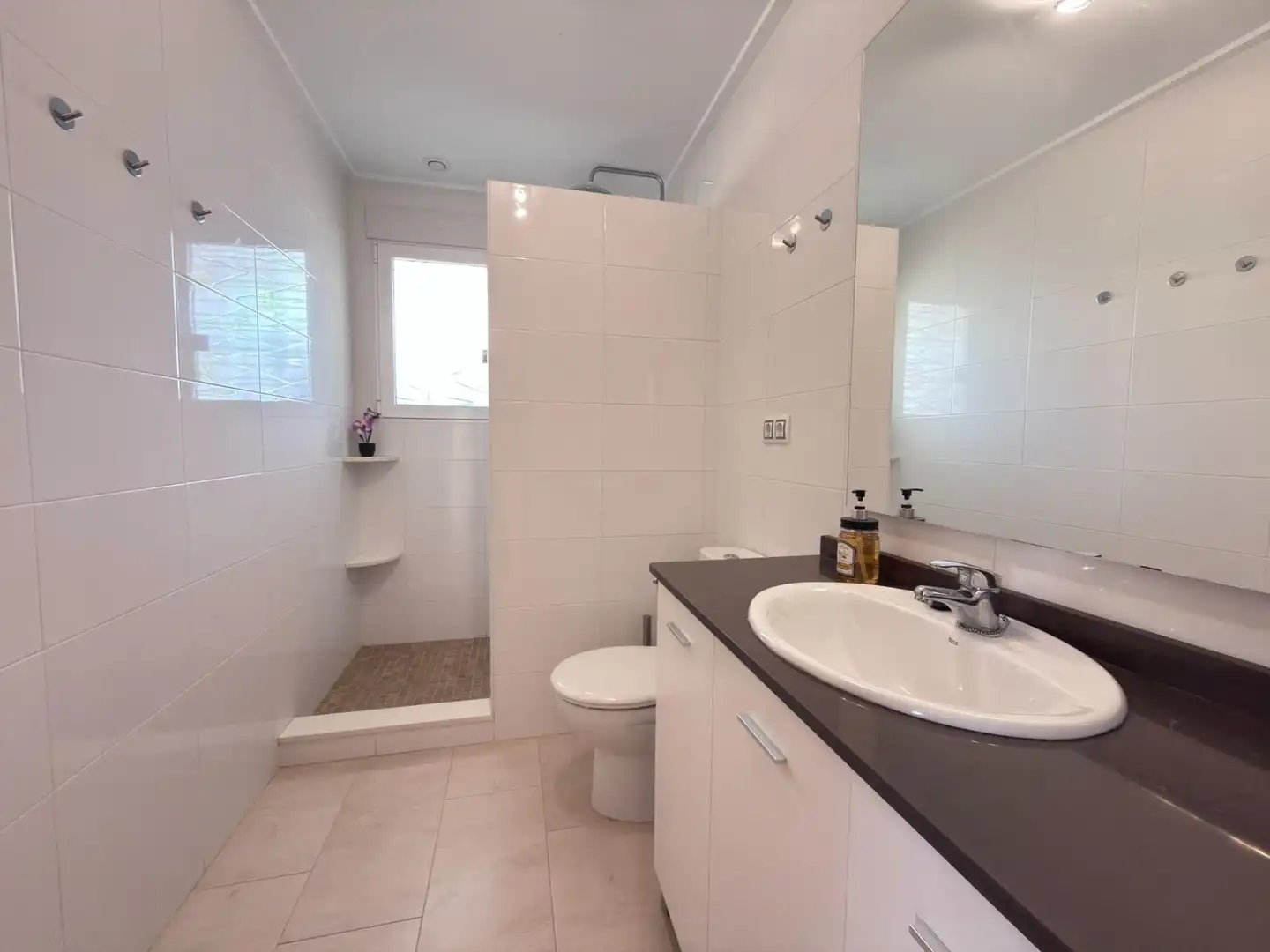 Bany de Apartament en venda en Orihuela amb Aire condicionat, Calefacció i Jardí privat