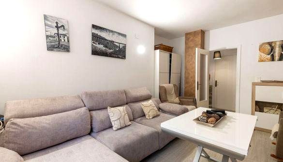 Living room of Planta baja for sale in  Granada Capital  with Air Conditioner