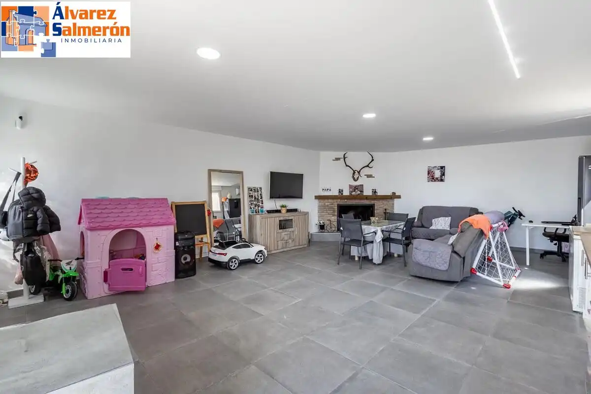 House with garden for sale in Calle MOLINILLO, imagen 6