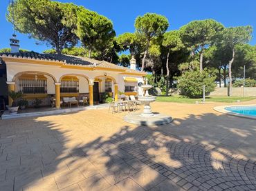 Xalet amb piscina en venda a Las Lagunas - Campano