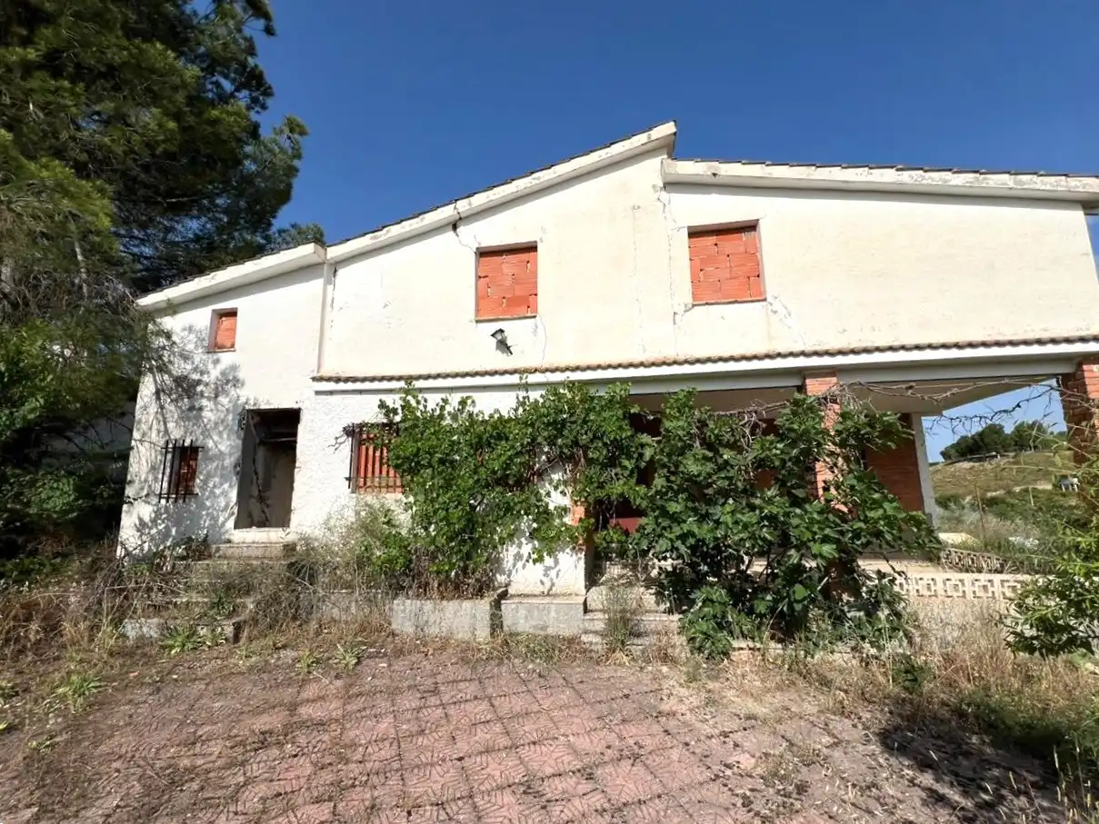 Vista exterior de Casa o chalet en venta en Illana con Jardín privado