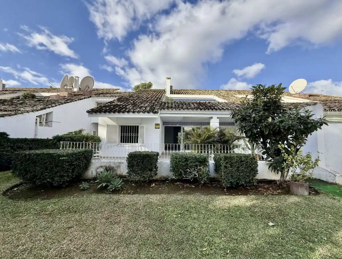 Reihenhaus mit Pool zum Verkauf in Avenida de Julio Iglesias s/n, imagen 12