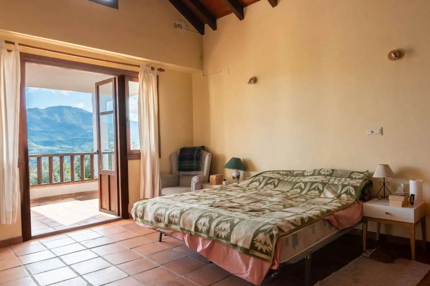 Habitación de Casa o chalet en venta en Lecrín con Terraza y Trastero