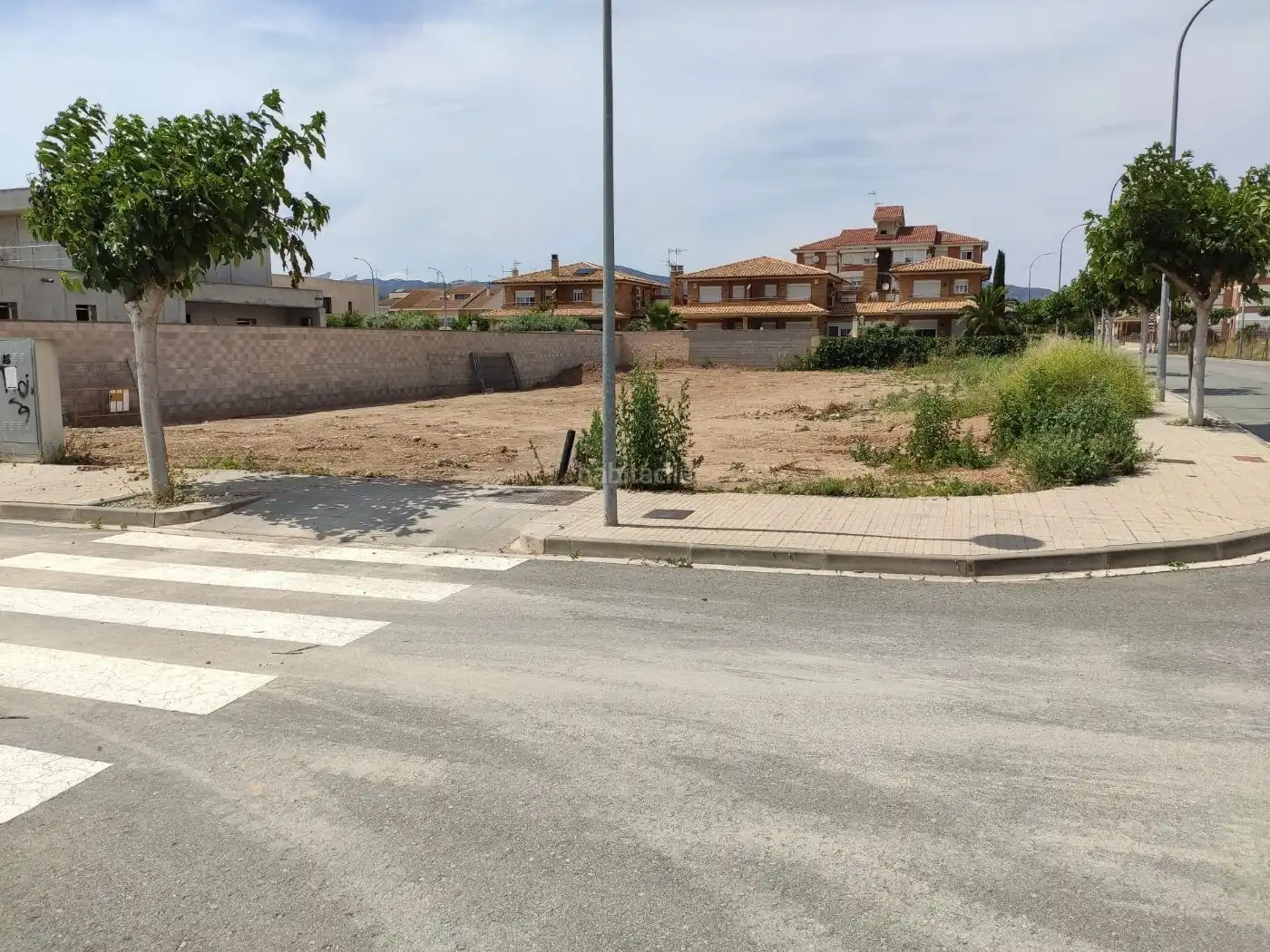 Terreno residencial en venta en Carrer Julián Grimau 20, imagen 2