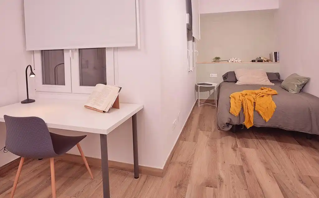 Piso con terraza en venta en Campoamor - Altozano, imagen 2
