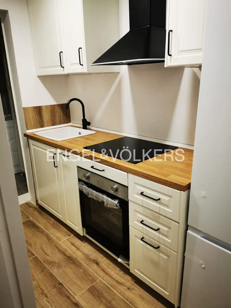 Kitchen of Flat for rent in Madrid  with Air Conditioner, Heating and Private garden