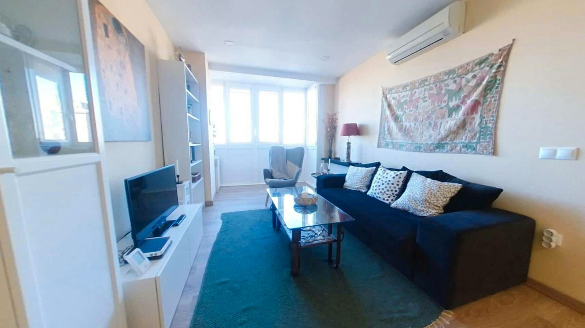 Sala d'estar de Pis de lloguer en  Madrid Capital amb Aire condicionat, Calefacció i Moblat