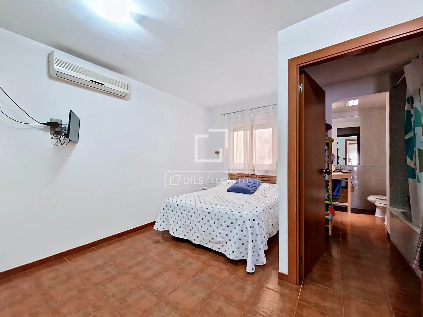 Dormitori de Casa o xalet en venda en Vilanova i la Geltrú amb Aire condicionat, Calefacció i Terrassa