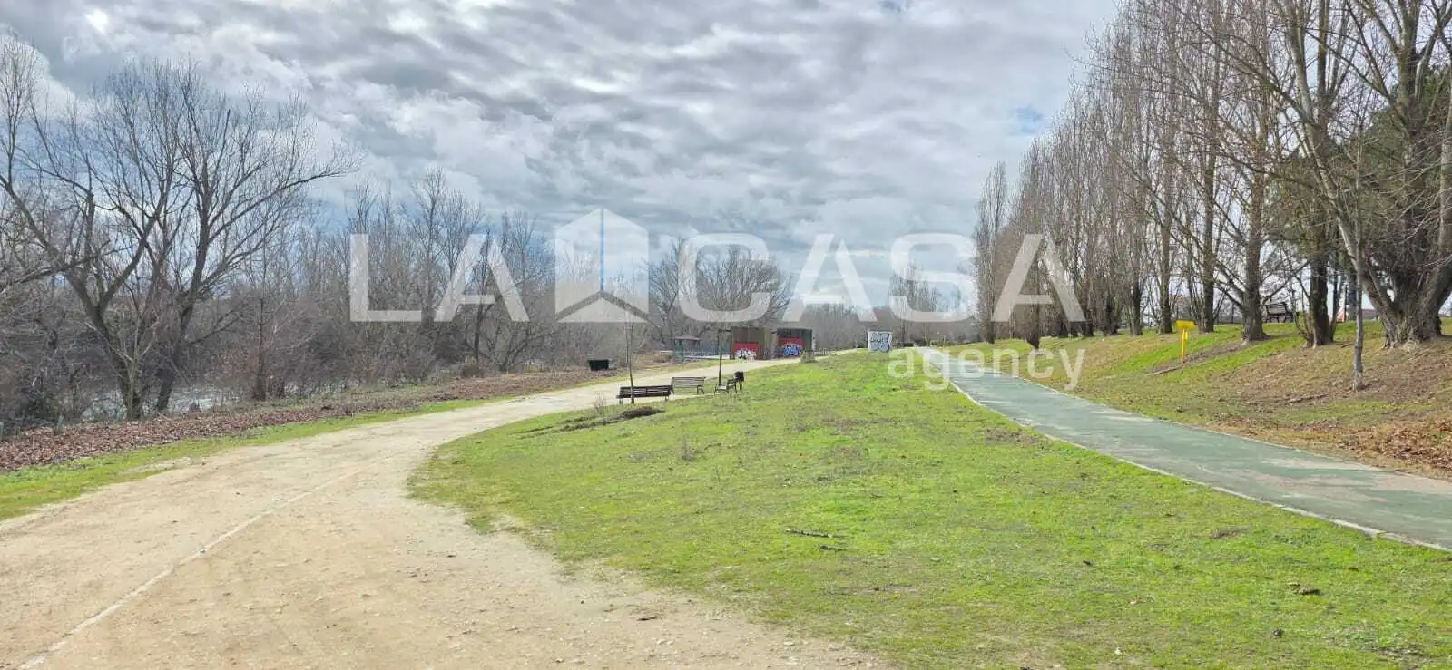 Casa adosada en venta en Arroyo de la Encomienda con Calefacción, Terraza y Trastero