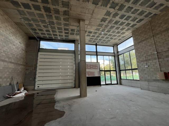 Nave industrial en Alquiler en Avinguda de la Granvia de l’Hospitalet en Granvia LH