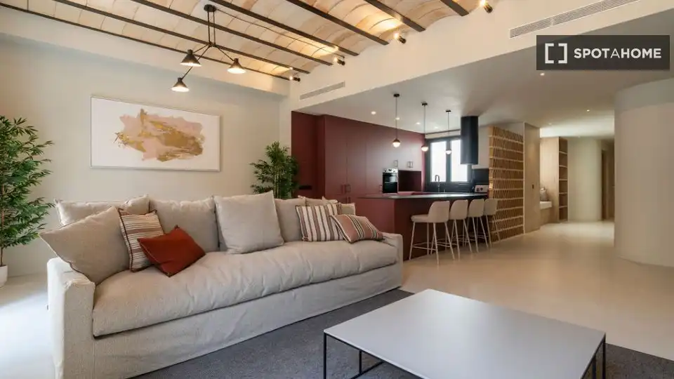 Appartamento con terrazza in affitto a L'Eixample, imagen 4