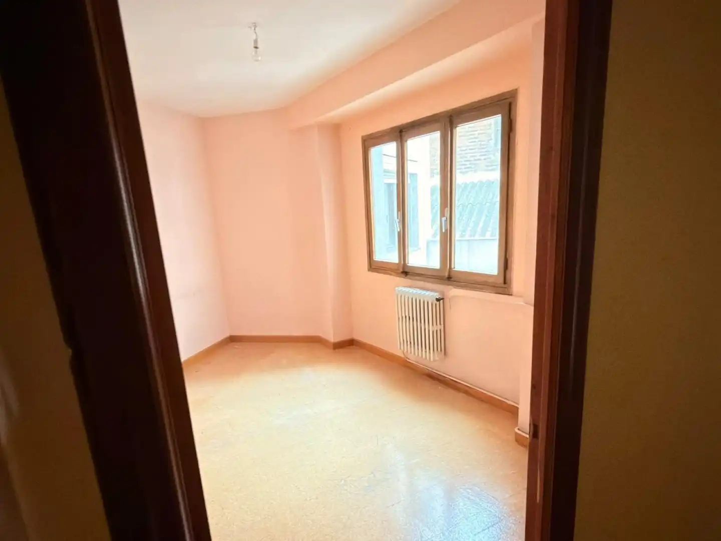 Schlafzimmer von Büro zum Verkauf in La Vega - La Sal