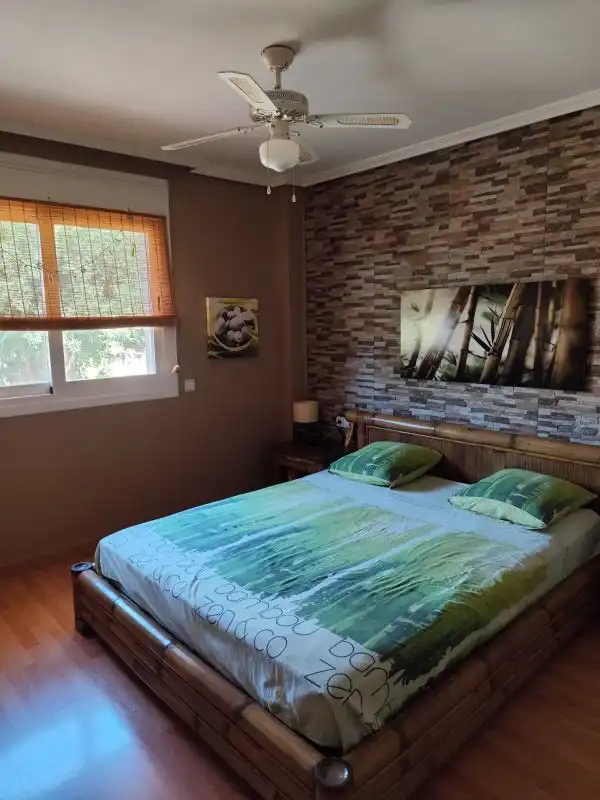 Chalet con piscina en venta en Calle Castellers, imagen 8