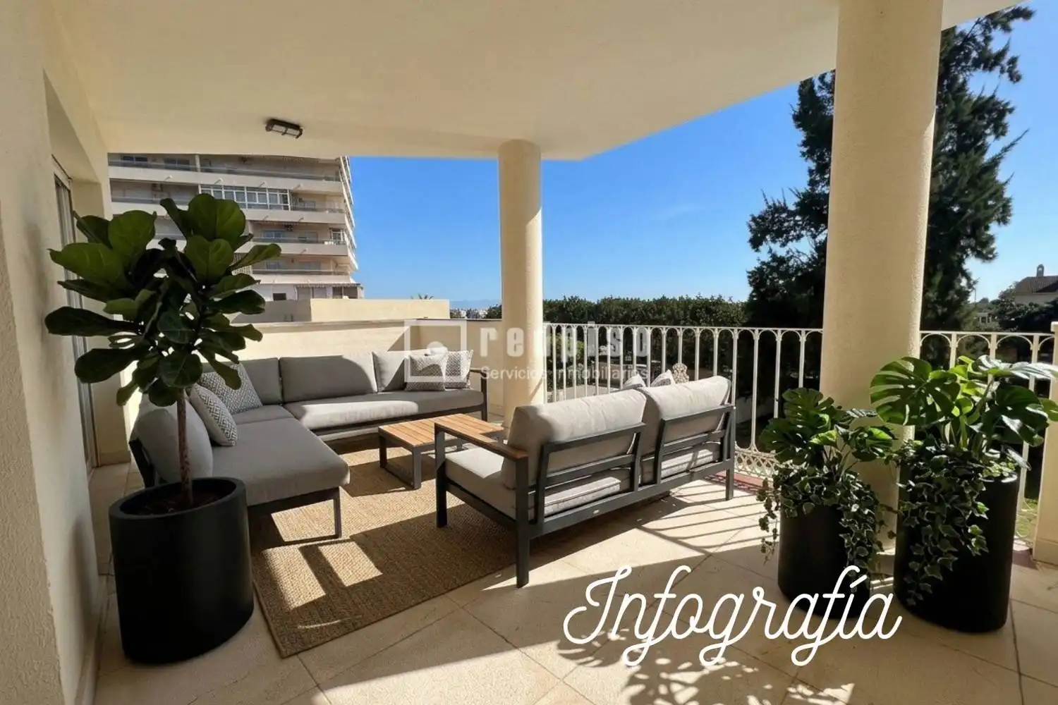 Terrasse von Wohnung zum Verkauf in Benalmádena mit Klimaanlage, Heizung und Privatgarten