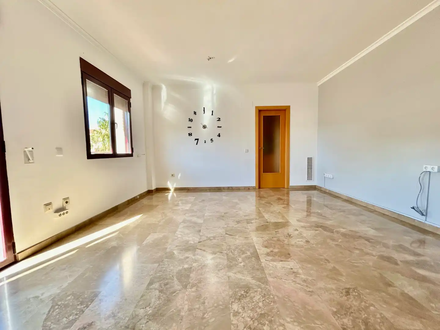 Appartamento con terrazza in affitto a Vilamarxant
