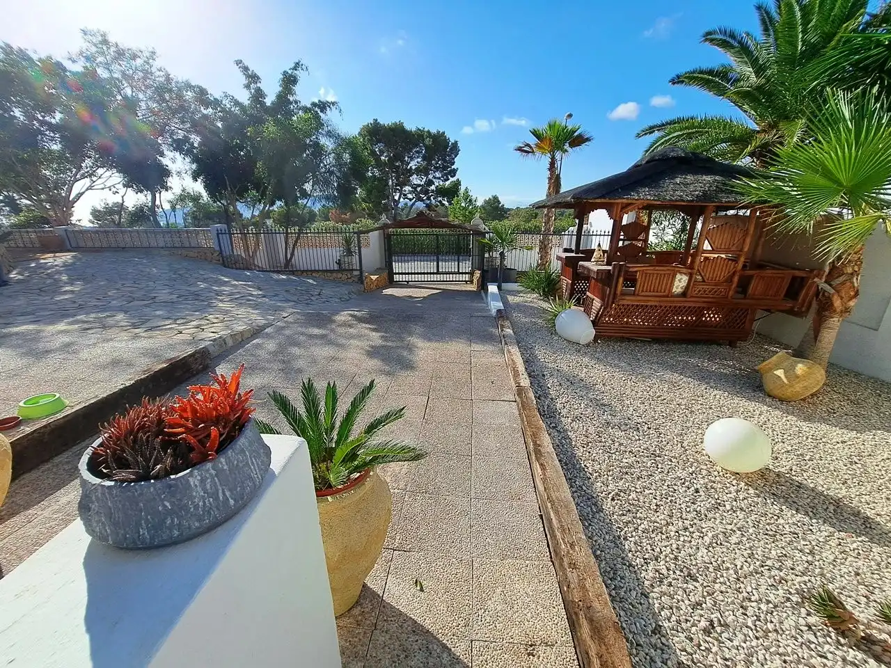 Jardín de Casa o chalet en venta en La Nucia con Aire acondicionado, Calefacción y Jardín privado