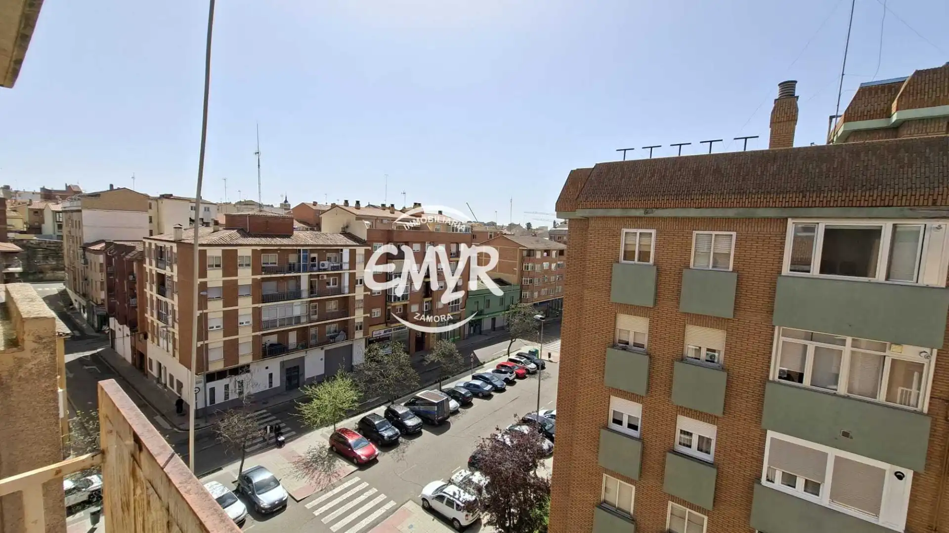 Exterior view of Flat for sale in Zamora Capital   with Heating, Parquet flooring and Terrace