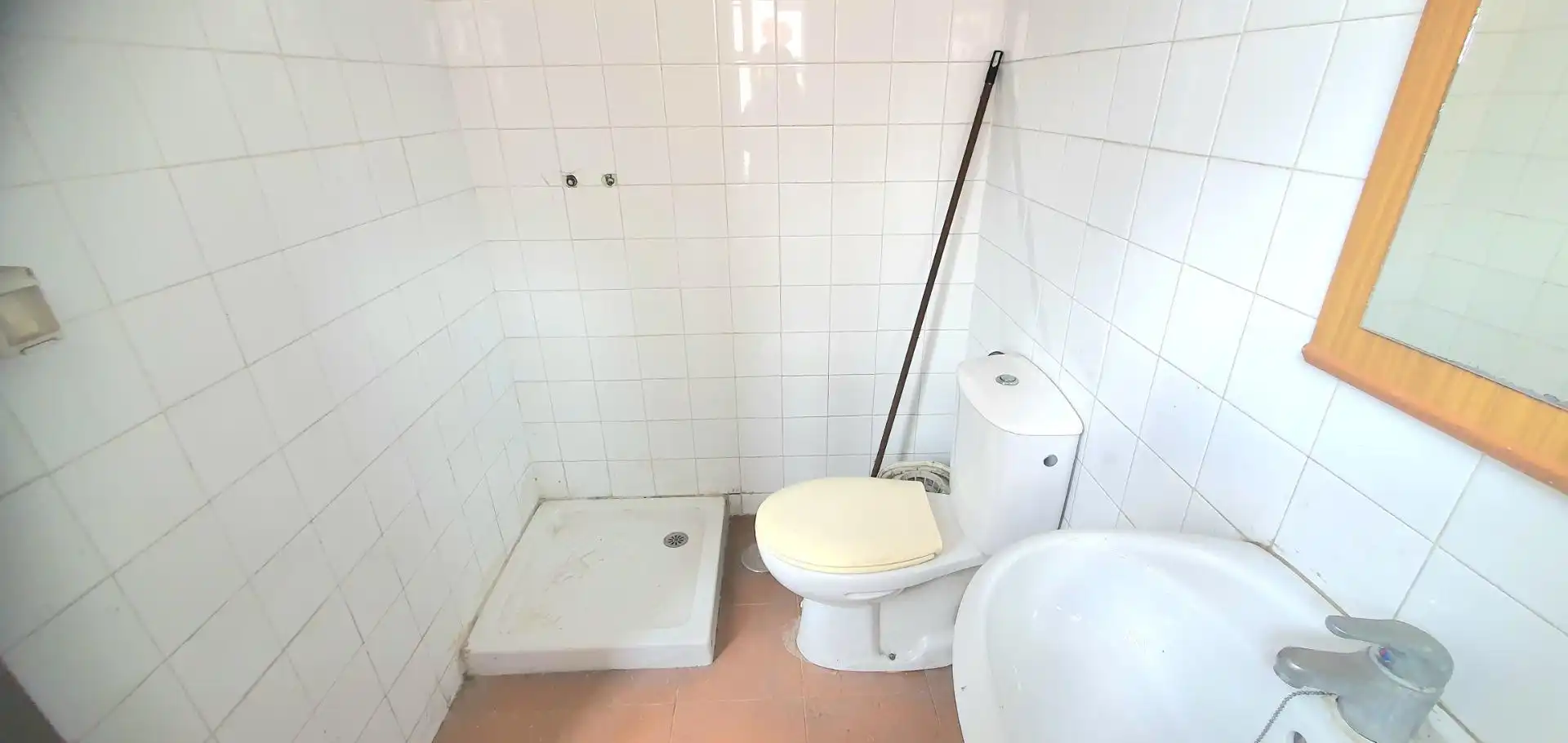 Baño de Local en venta en Siero
