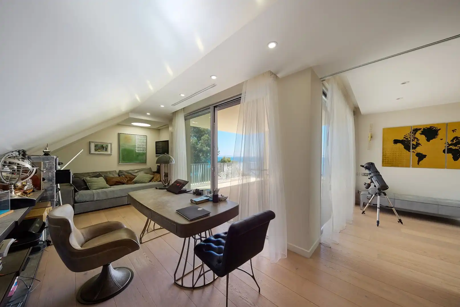 Sala d'estar de Casa o xalet en venda en Alicante / Alacant amb Aire condicionat, Calefacció i Jardí privat