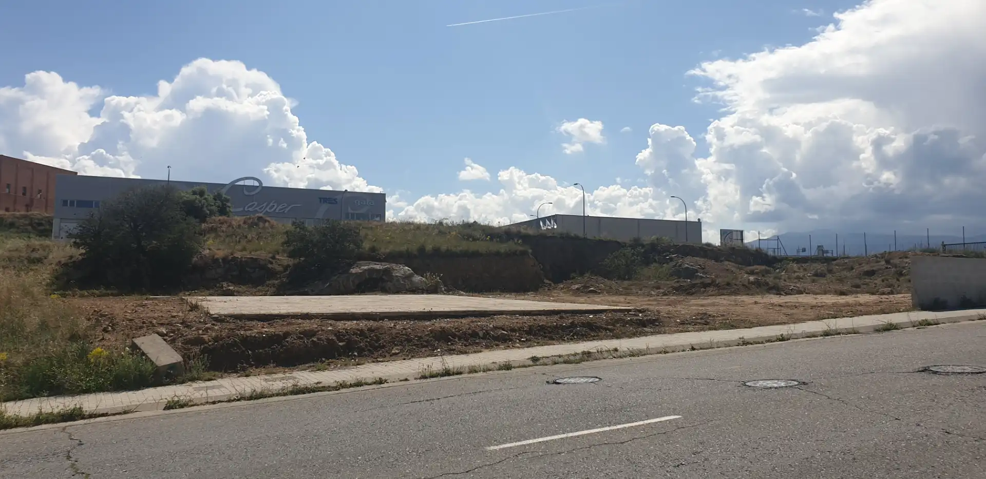 Terreno industrial en venta en Segovia