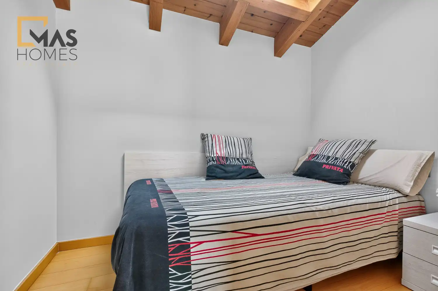 Dormitori de Àtic en venda en Sant Cugat del Vallès amb Aire condicionat, Calefacció i Terrassa