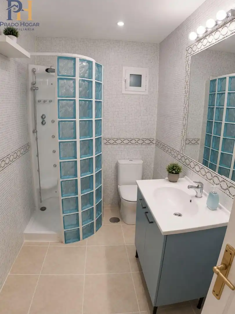 Baño de Piso en venta en Talavera de la Reina con Aire acondicionado, Calefacción y Terraza