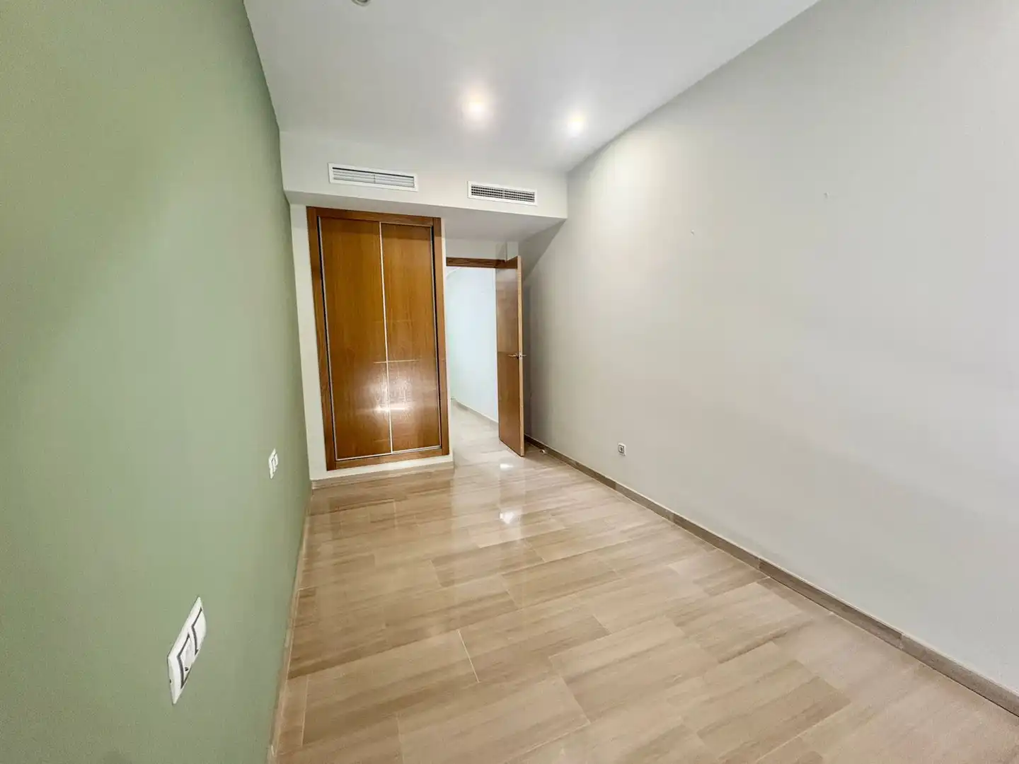 Houses for sale in Sueca  with Air Conditioner, Heating and Terrace
