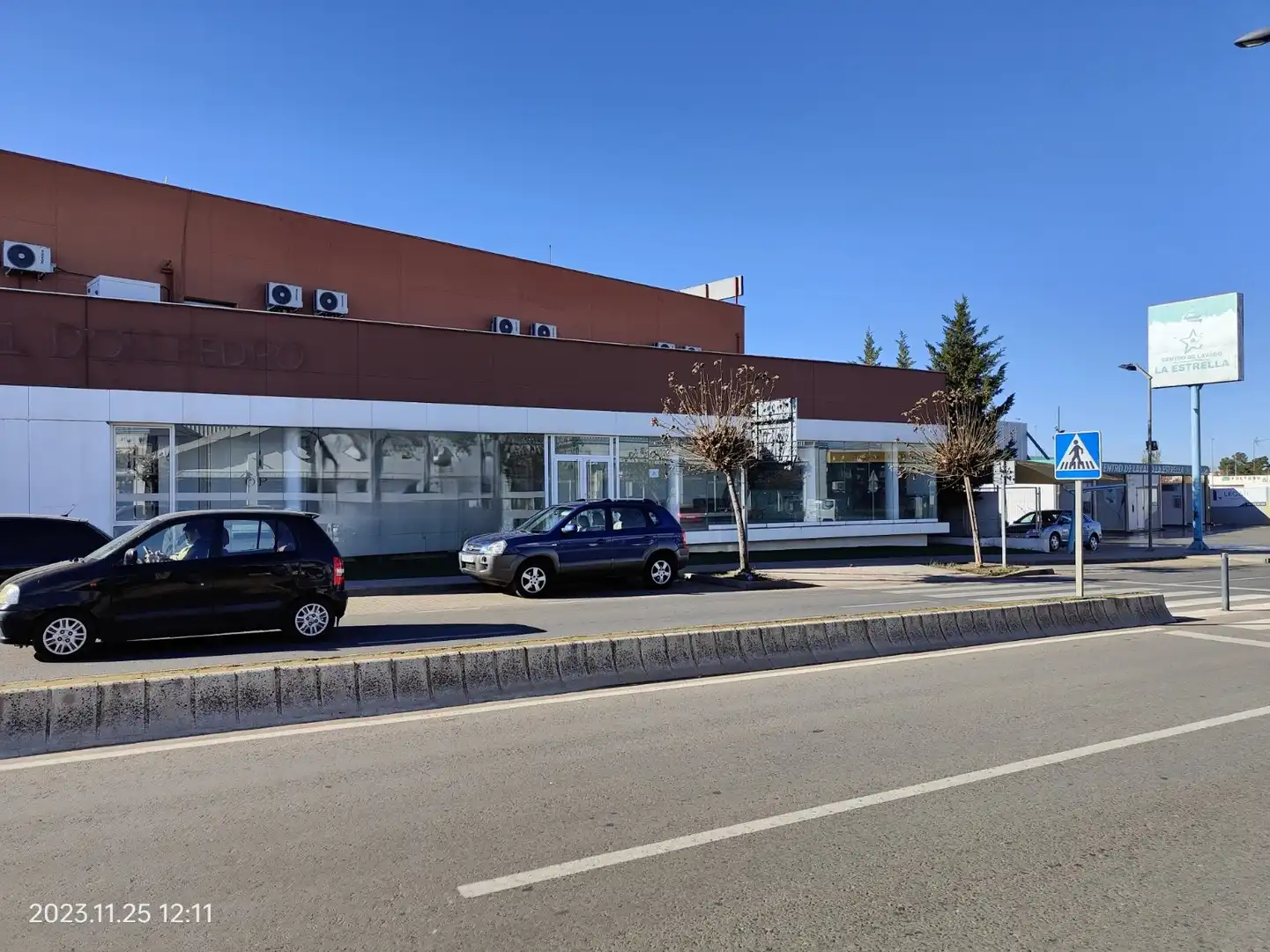 Local comercial en venda a Carretera Gijón-Sevilla 126, imagen 3