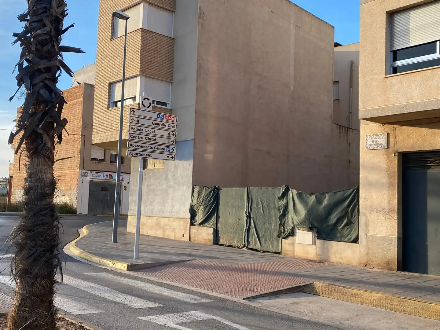 Terreno residencial en venta en Avinguda de les Corts Valencianes 1