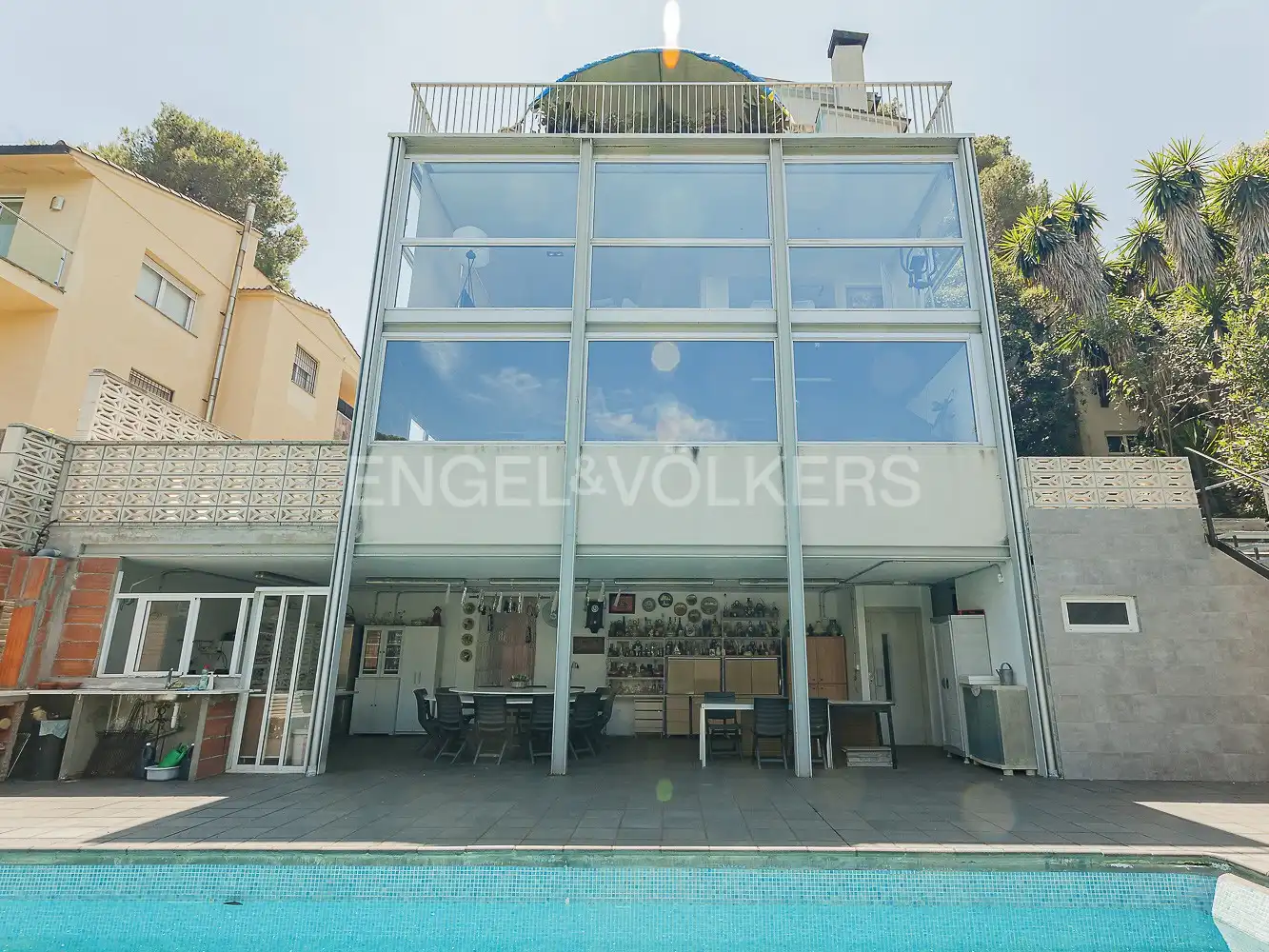 Exterior view of Houses for sale in Sant Cugat del Vallès  with Air Conditioner, Heating and Private garden