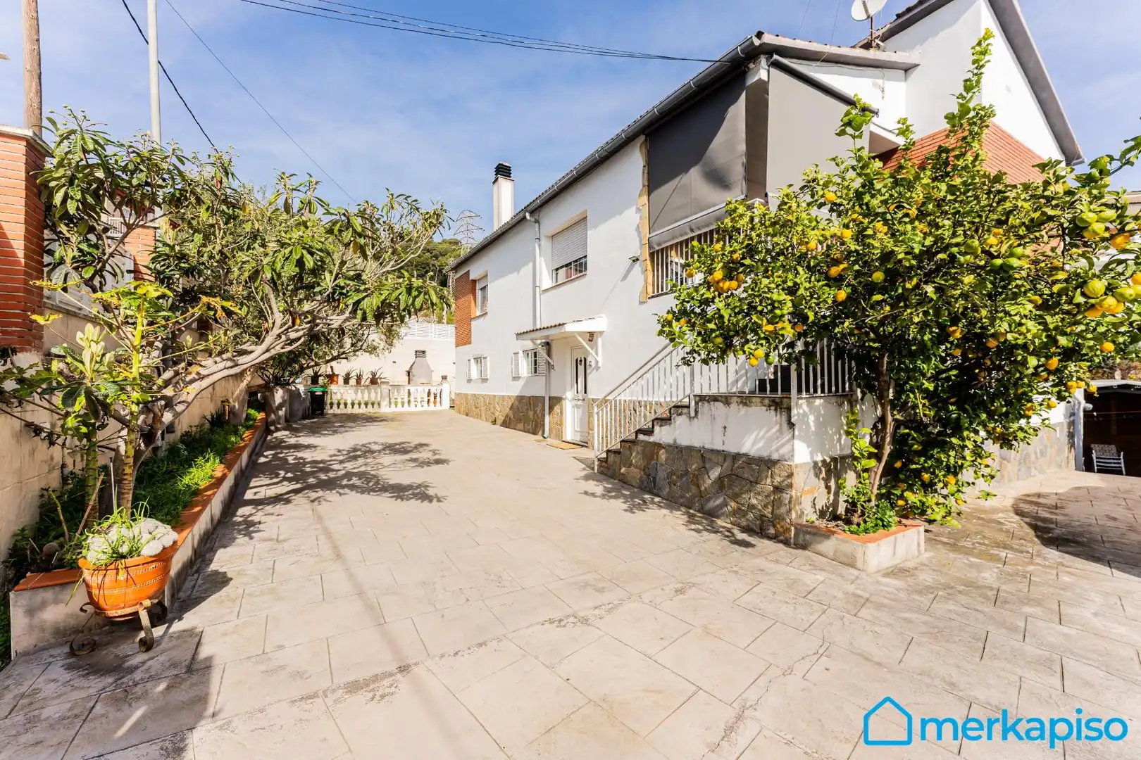 Vista exterior de Casa o chalet en venta en Viladecans con Piscina comunitaria