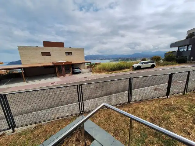 Pis en venda en Baiona amb Terrassa i Traster