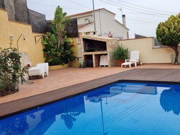 Casa a schiera con piscina in vendita a Segur de Calafell