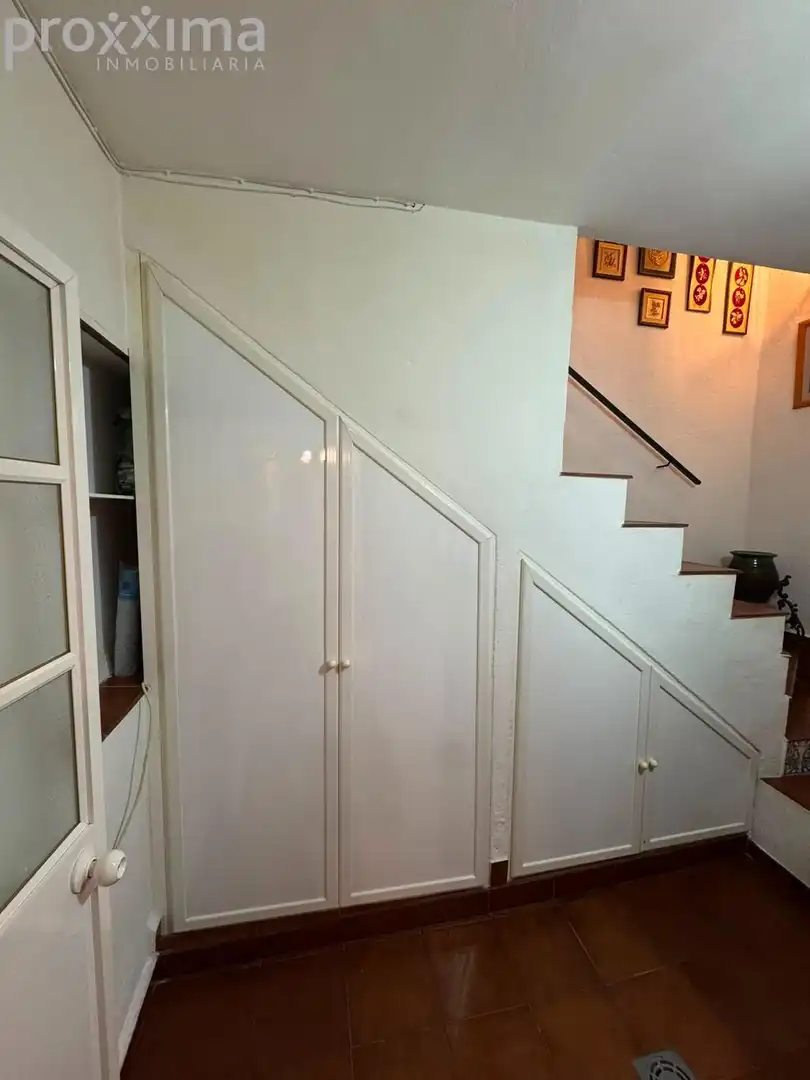 Casa adosada en venda en Alcalá de Guadaira amb Aire condicionat, Terrassa i Traster