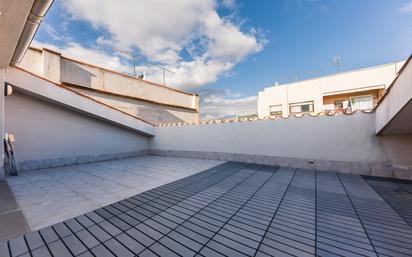 Terrace of Duplex for sale in Cornellà de Llobregat  with Air Conditioner, Heating and Parquet flooring