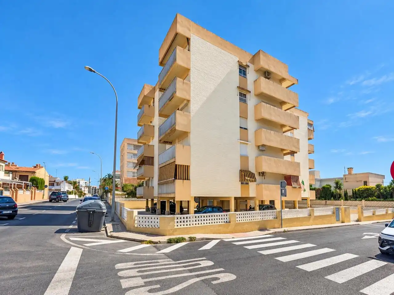 Vista exterior de Piso en venta en Santa Pola ciudad