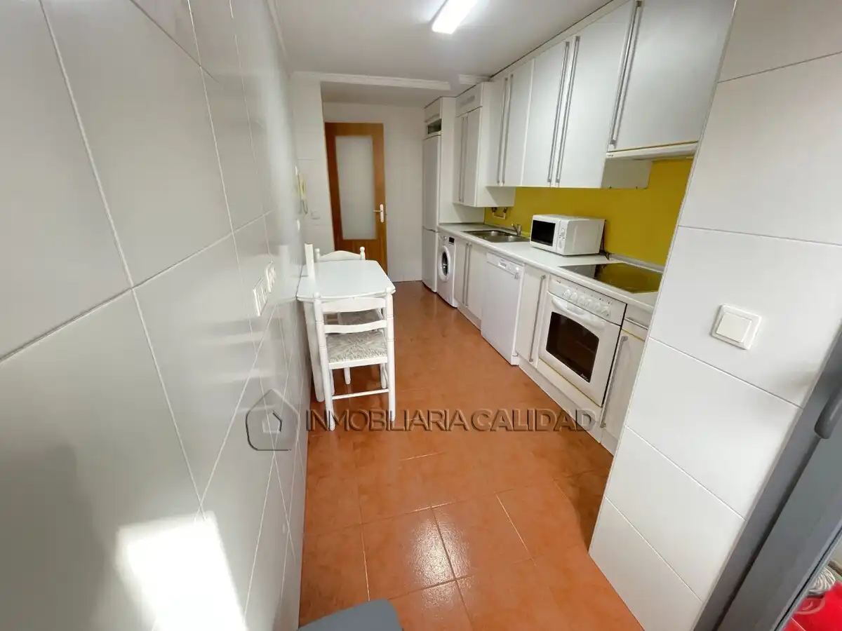 Kitchen of Flat for rent in Burgos  with Heating and Furnished
