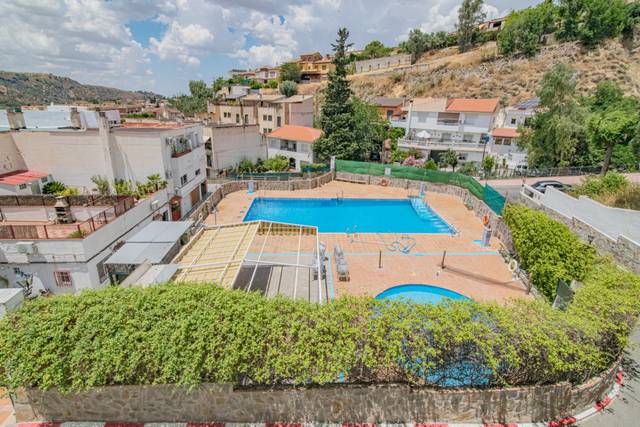 Casa adosada en Venta en Calle Calle Trajano en Cenes de la Vega