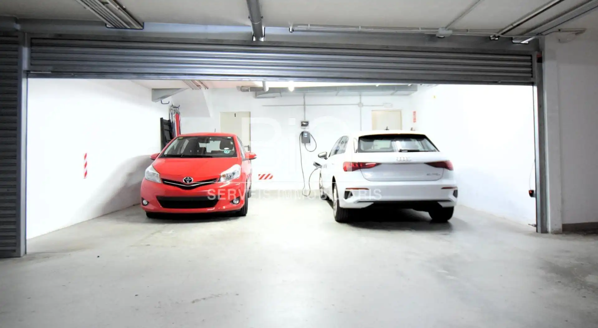 Parking de Casa o chalet en venta en Mataró con Aire acondicionado, Calefacción y Jardín privado